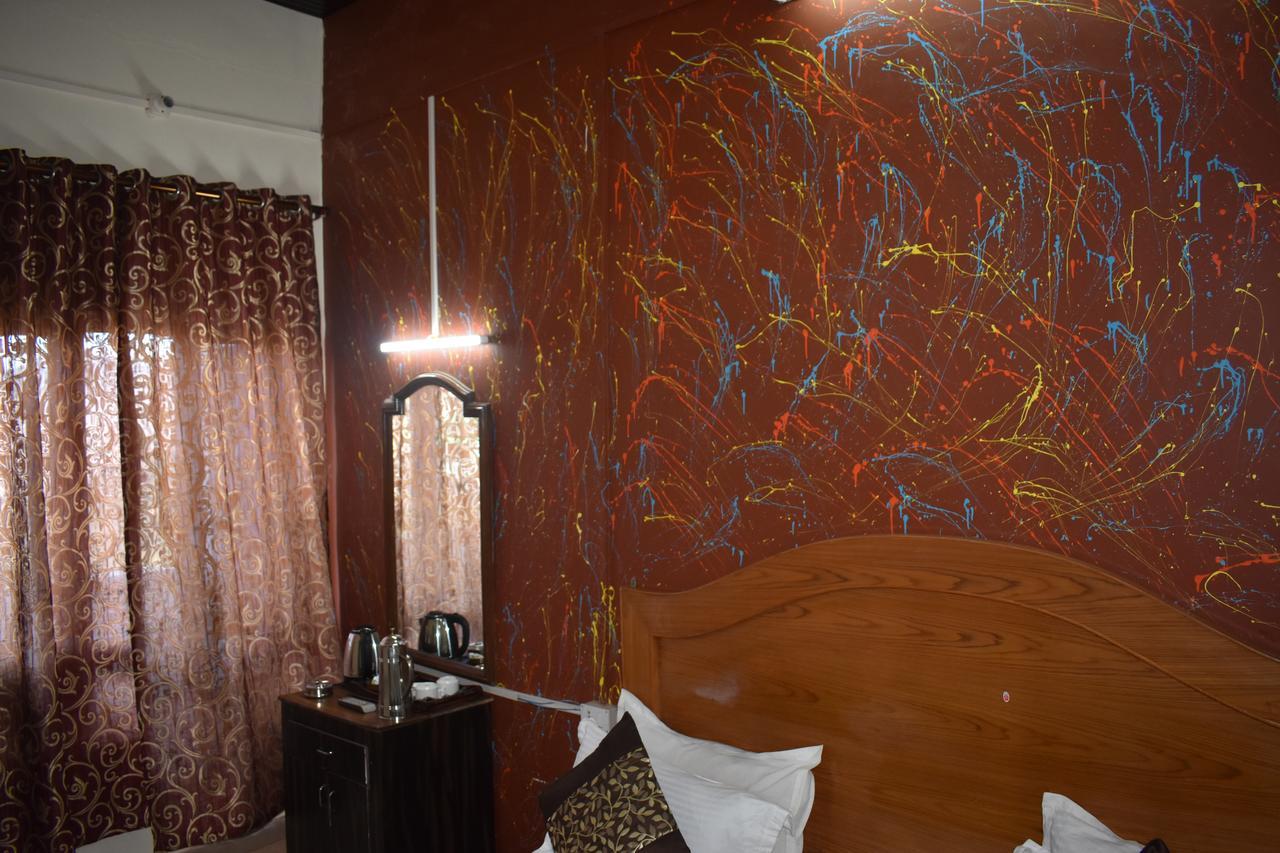 Hotel Akanksha Anand Plaza Mussoorie Exterior foto