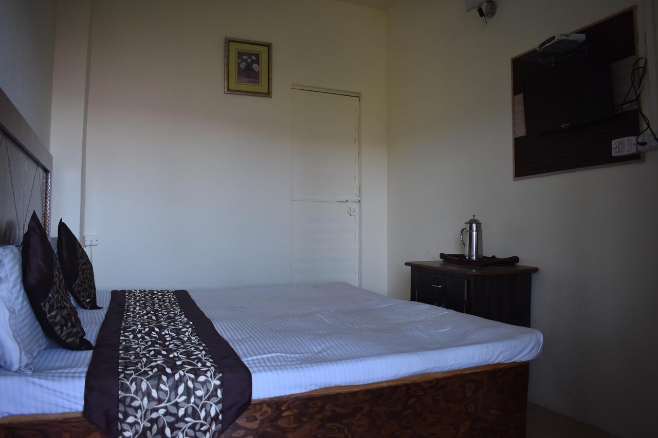 Hotel Akanksha Anand Plaza Mussoorie Exterior foto