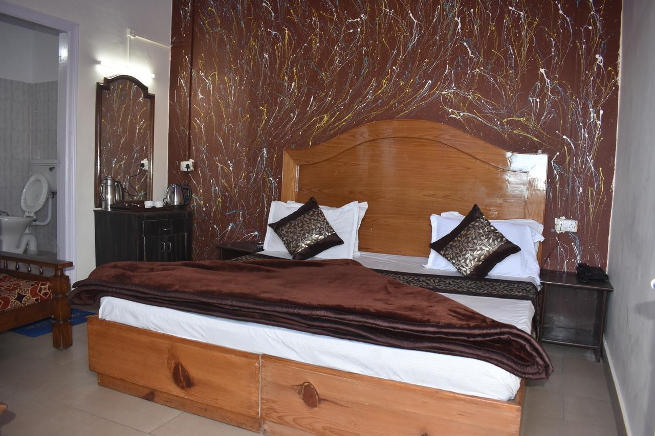 Hotel Akanksha Anand Plaza Mussoorie Exterior foto